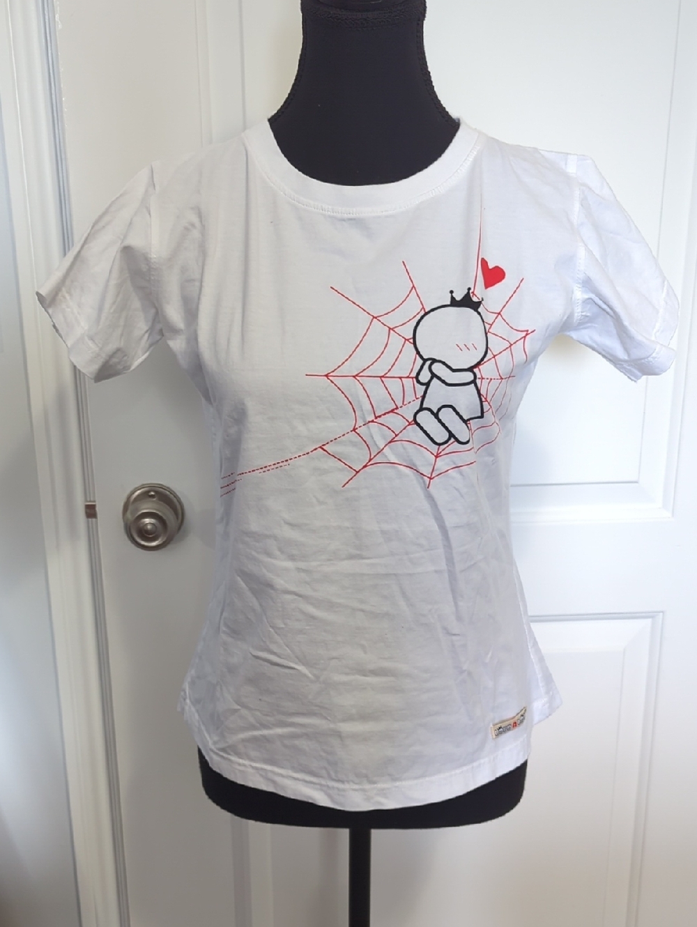 LOVE A LOT | White Graphic Tee with Red Web & Heart Design, Medium, NWOT
